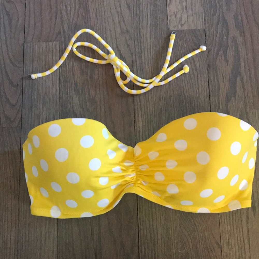 Victoria’s Secret bikini top